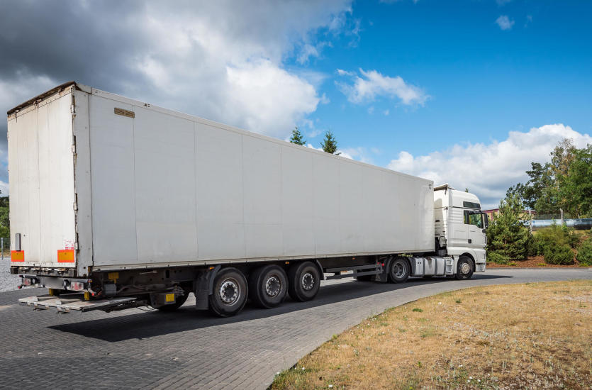 Szeroki zakres usług mobilnego serwisu samochodów ciężarowych Szeroki zakres usług mobilnego serwisu samochodów ciężarowych