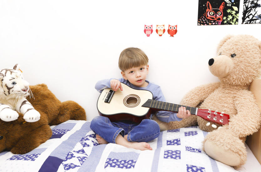 Jak wybrać gitarę dla dziecka? Jak wybrać gitarę dla dziecka?
