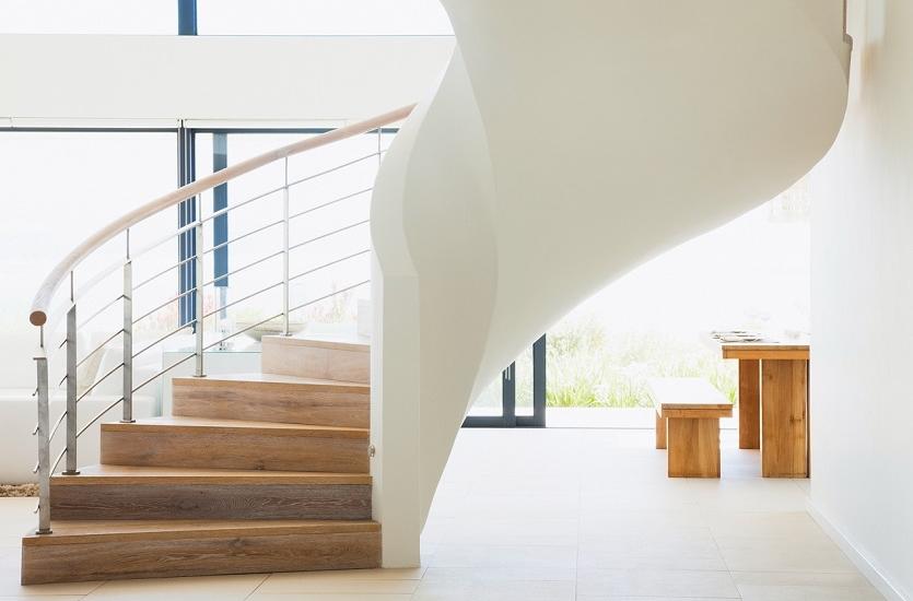 Jaką balustradę wybrać do schodów wewnętrznych?