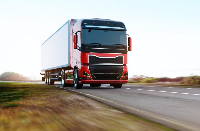 Co warto sprawdzić wybierając firmę świadczącą usługi transportowe? 