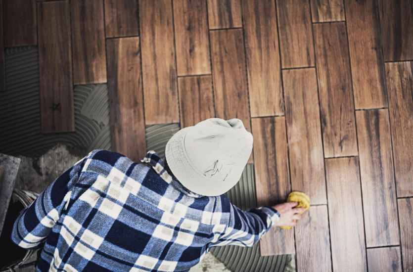 Dlaczego warto powierzyć układanie glazury i terakoty specjalistom z firmy Er-House?