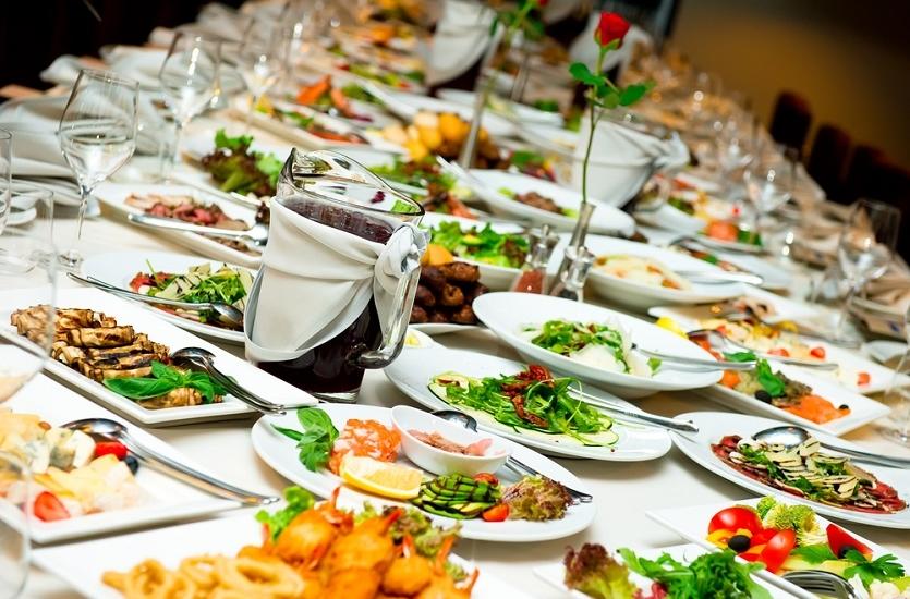 Jak wybrać catering na wesele? Jak wybrać catering na wesele?
