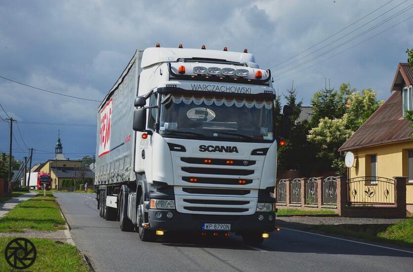 Transport maszyn i towarów, czyli doświadczenie i jakość z firmą Transport Towarowy Warczachowski