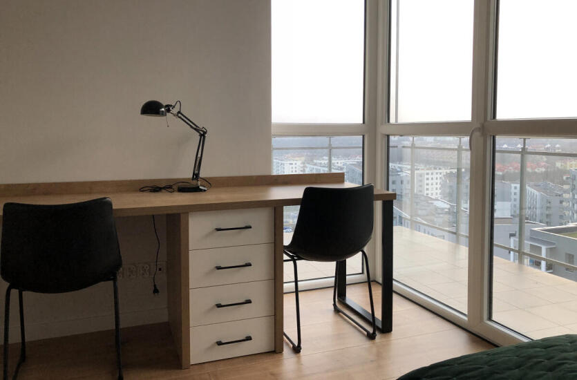 Meble na zamówienie od Mosa Stolarstwo Meblowe – dlaczego to się opłaca?