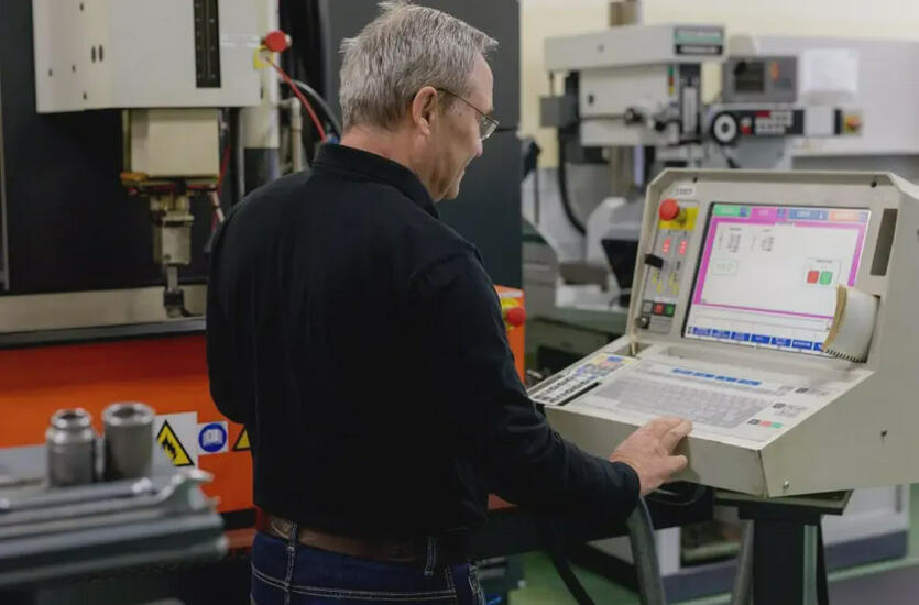 Precision System Engineering - projektowanie linii produkcyjnych