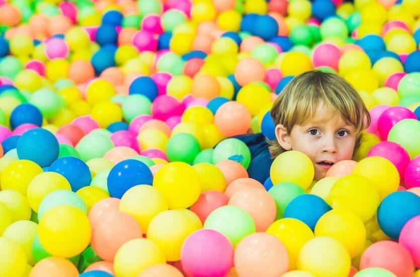 Na czym polegają zajęcia polisensoryczne prowadzone w Domu Pomocy Społecznej Dla Dzieci prowadzonym przez Siostry Pallotynki?