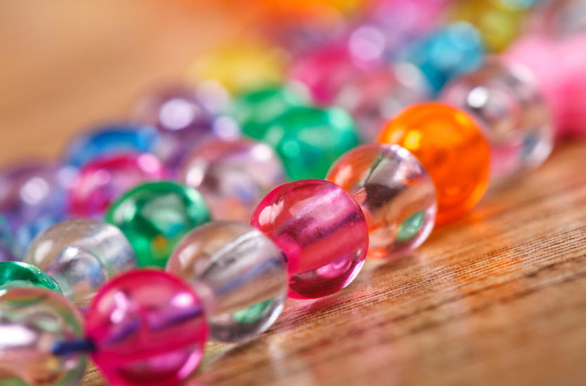 Wykonaj biżuterię z Newcraft