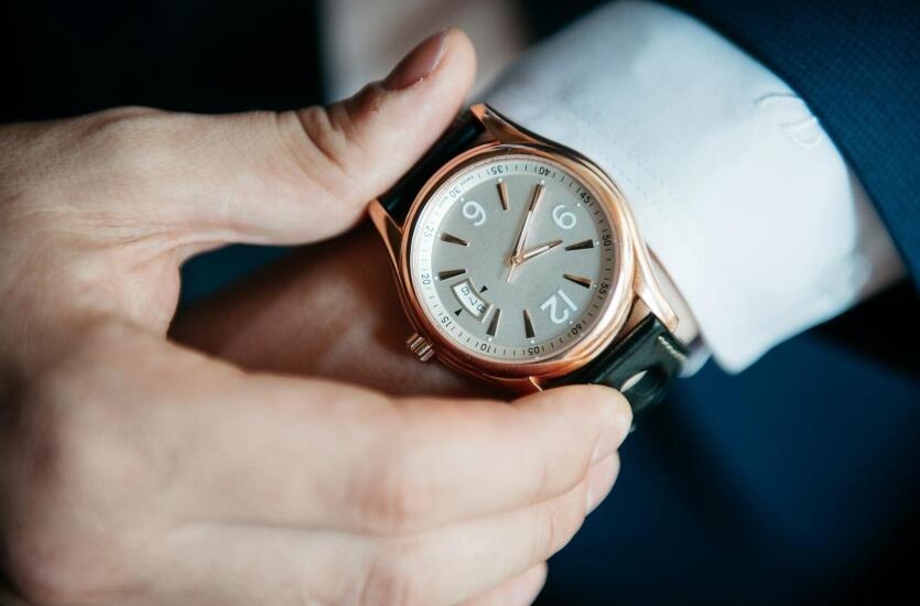 Jak kupić zegarek? Poradnik Pracowni Zegarmistrzowskiej Andrzej Kordalewski