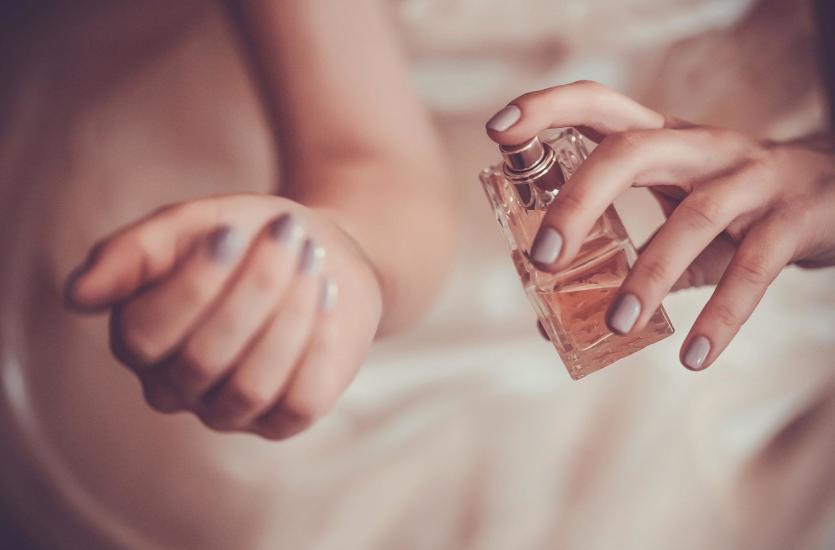 Perfumy jako prezent dla wyjątkowej osoby Perfumy jako prezent dla wyjątkowej osoby