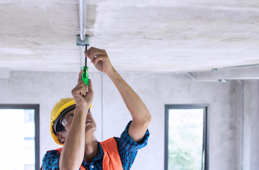 Jak stworzyć bezpieczną instalację elektryczną? Jak stworzyć bezpieczną instalację elektryczną?