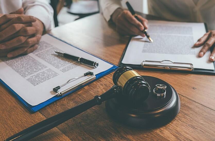 Ochrona finansów podczas rozwodu – Kancelaria Bartkowiak