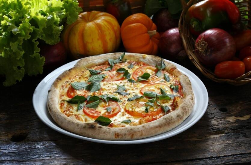 Kinder pizza w Amici Pizza – idealne dla rodzin