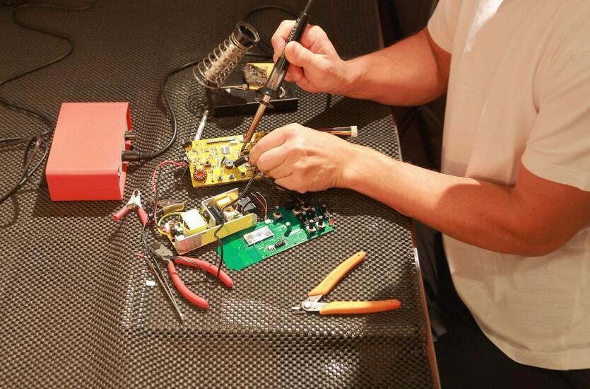 Naprawa sprzętów audio – Abacon Serwis RTV