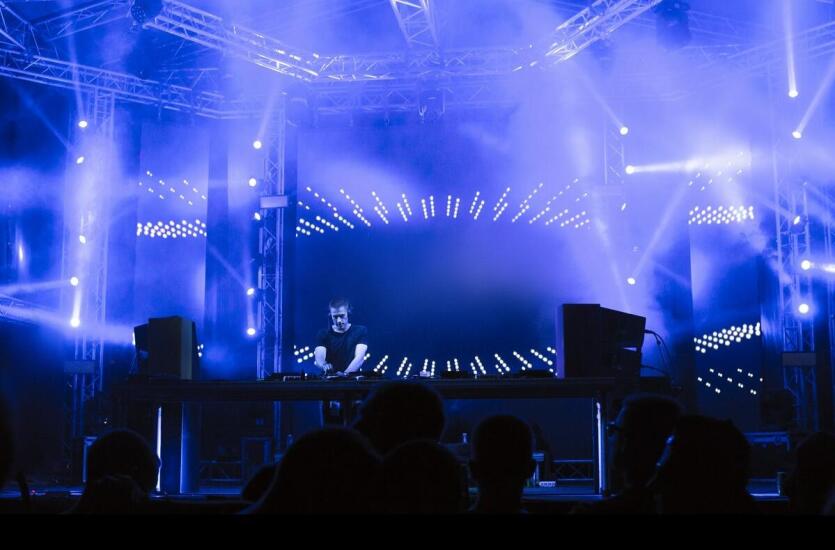 Tutoriale wideo dla artystów muzyki techno Tutoriale wideo dla artystów muzyki techno