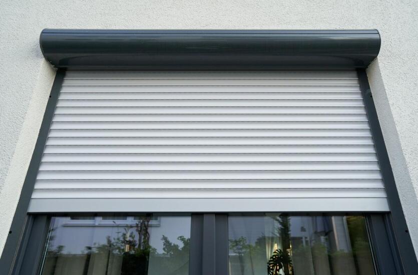 Rolety zewnętrzne – komfort i estetyka w Twoim domu