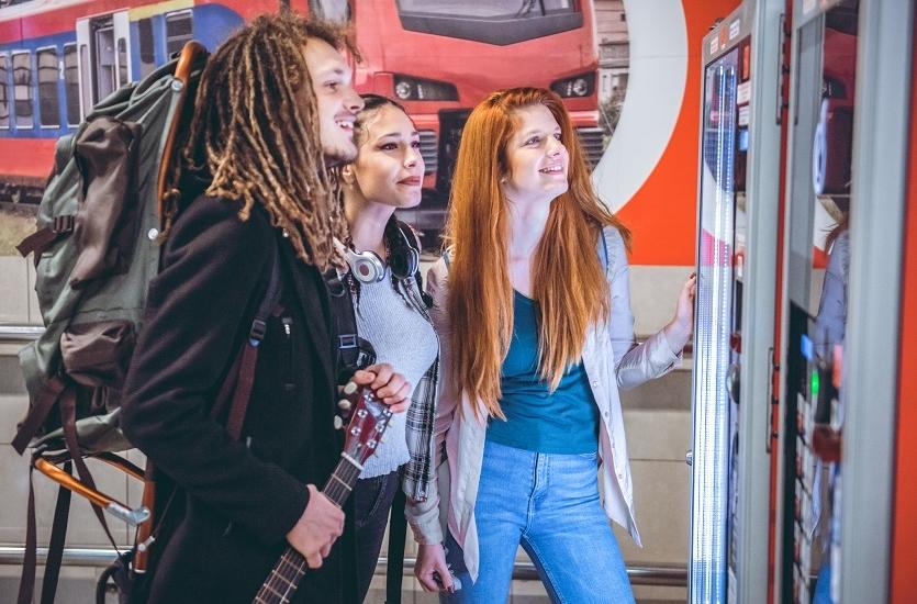 Zalety korzystania z automatów samosprzedających