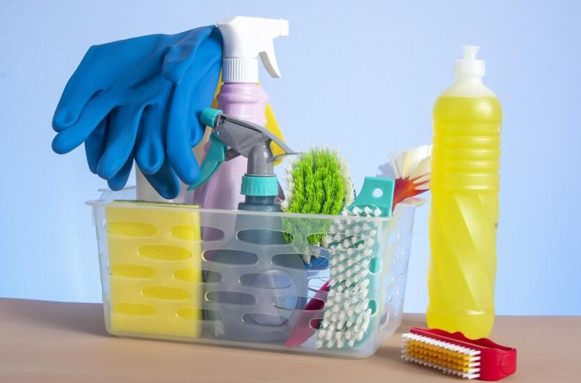 Skuteczne preparaty do utrzymania czystości w biurach