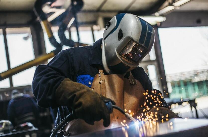 Spawanie ręczne - techniki i zastosowanie w budownictwie