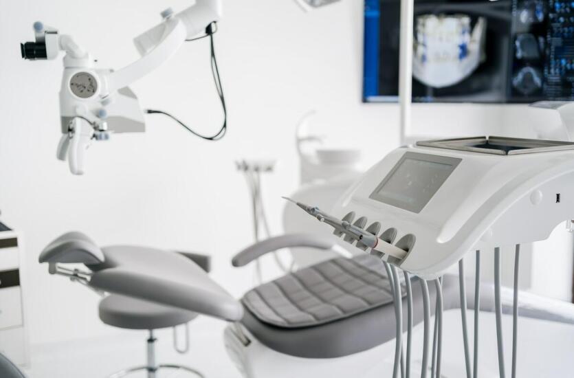 Obsługa klienta w stomatologii – Hansen Dental Polen