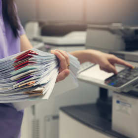 Firma Techrys oferuje kompleksowe usługi kserograficzne i poligraficzne