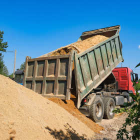 Wiesława Śnieg Transport Towarowy – sprawny i bezpieczny transport materiałów sypkich