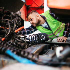 Bogata oferta części do samochodów ciężarowych w firmie Truck & Trailer Center