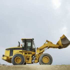  Musisz naprawić maszynę budowlaną? Zapoznaj się z ofertą firmy Renox