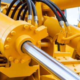  Sprawdź, jakie elementy systemów hydraulicznych naprawia firma RS Technika!