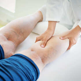 Jak leczyć żylaki? – wyjaśnia lekarz medycyny Piotr Smoczyk z Indywidualnej Specjalistycznej Praktyki Lekarskiej