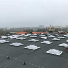 Bogaty wybór świetlików i wyłazów dachowych w ofercie MP SKYLIGHTS Sp. z o.o.