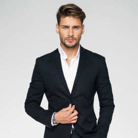 Pan Młody u fryzjera? Fryzura męska na ślub z salonem Fabryka Eleganta Barber Shop Milena Paterska