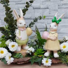 Niepowtarzalne kompozycje ze sztucznych kwiatów – Kwiaciarnia Prezencik