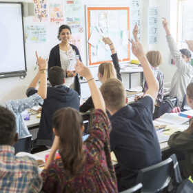 Jak wybrać właściwą szkołę dla dziecka? Poznaj ofertę edukacyjną XXV Społecznego Liceum Ogólnokształcącego