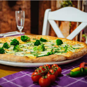 Pizza, czyli fenomen okrągłego placka: Pizzeria&Bistro Pełen Brzuszek