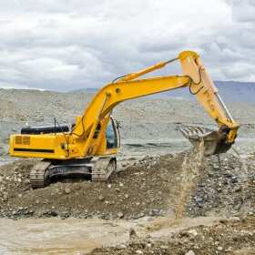 Najczęstsze awarie koparek i koparkoładowarek - poradnik firmy Renox