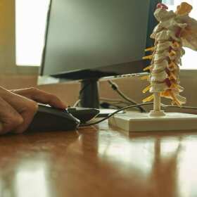Badanie komputerowe kręgosłupa DIERS - Krakowski Ośrodek Diagnostyki Kręgosłupa NZOZ