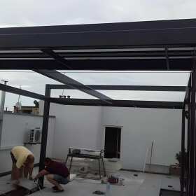 Robert Bachorski PPHU - Konstrukcje stalowe jako zadaszenie w ogrodowym tarasie