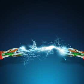 Czym jest zwarcie elektryczne i jakie są jego najczęstsze przyczyny? - usługi firmy Monter