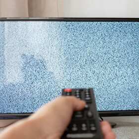 Abacon Serwis RTV: Jak rozpoznać, czy problem z telewizorem wymaga wizyty w serwisie? 