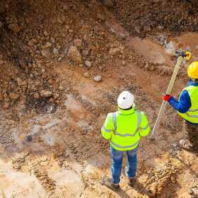 Nadzór geotechniczny oferowany przez firmę geologiczną Geolog - dlaczego jest niezbędny w trakcie budowy?