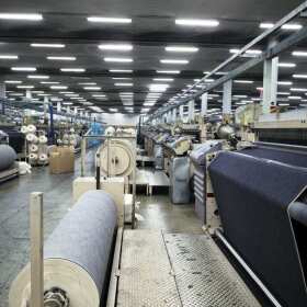 Luxpol-Bis: Jakie zastosowania mają dzianiny techniczne i trudnopalne w różnych branżach?