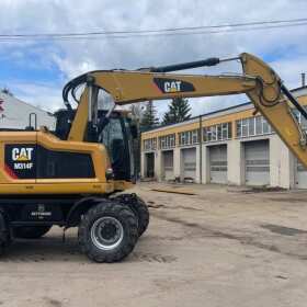 Renox: Wybór odpowiedniej maszyny budowlanej - kluczowe kryteria i porady dla przedsiębiorców