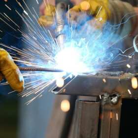 Jarosik Centrum Obróbki Metali – Profesjonalne usługi spawalnicze techniką MIG