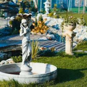 Jak wybrać idealne figury betonowe do ogrodu? | Andrii Stoliar