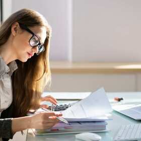 Outsourcing kadrowo-płacowy – korzyści dla firm