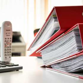 Czerwona teczka – innowacyjne wsparcie w ubezpieczeniach