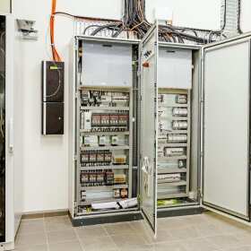 Oprogramowanie UPS w systemach przeciwpożarowych