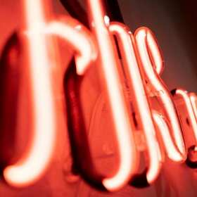 Reklamy świetlne - Projekt Studio Maciej Chwaliński