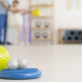 Rehabilitacja seniorów w Centrum Neurorehabilitacji