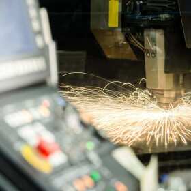 Cięcie laserowe blach – efektywność produkcji